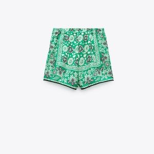 Zara green bandana scarf print high rise shorts white black lounge